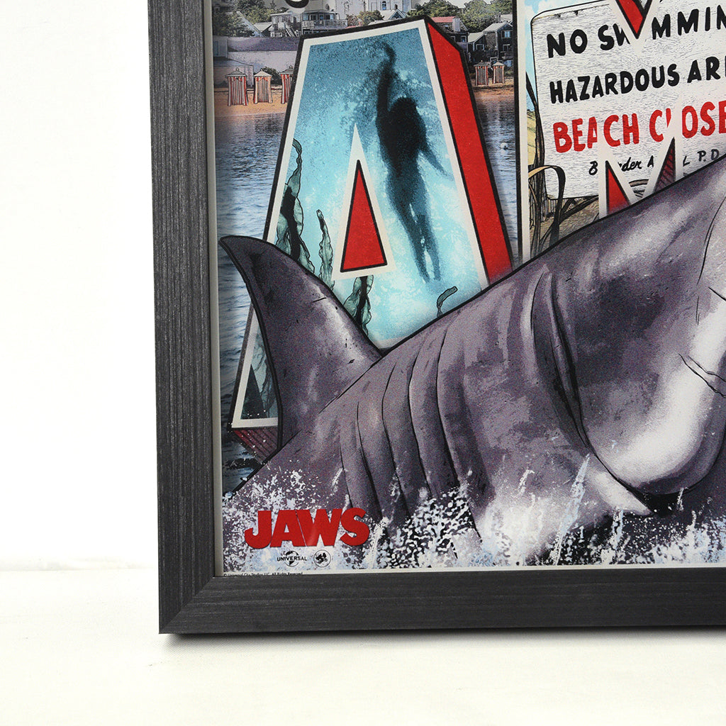 Jaw Greetings From Amity Island framed diorama detail
